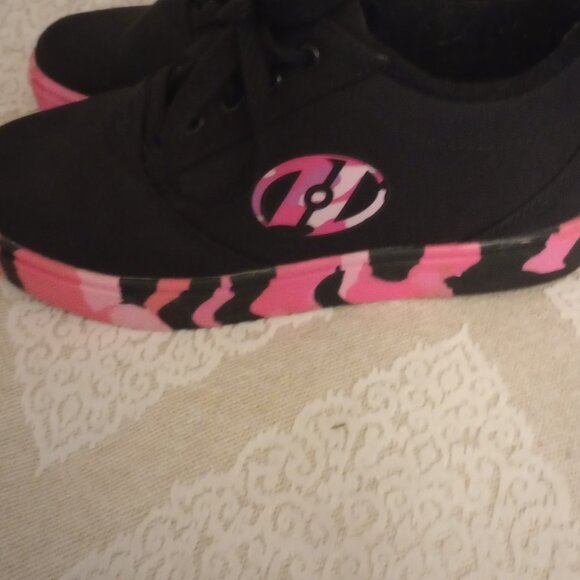 Heelys - Picture 3 of 4